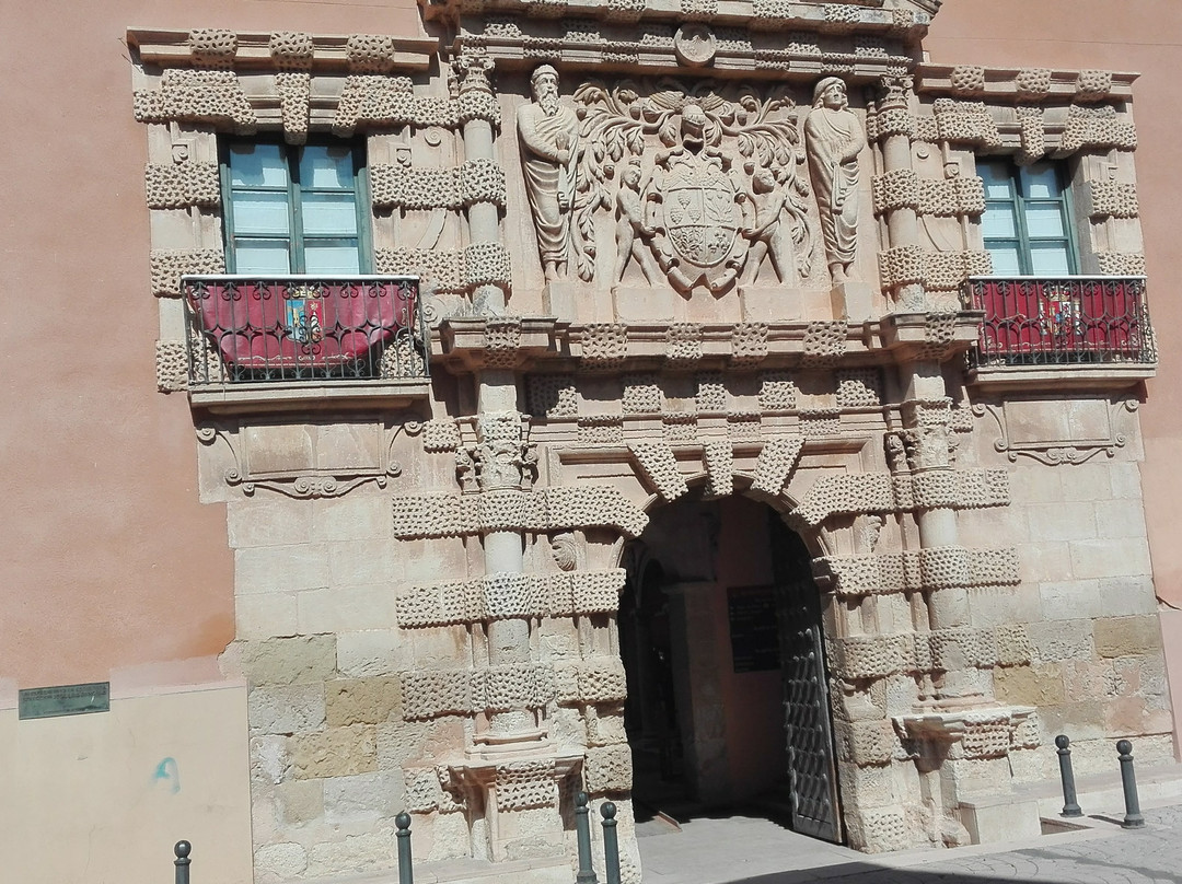 Palacio de los Condes de Cirat景点图片