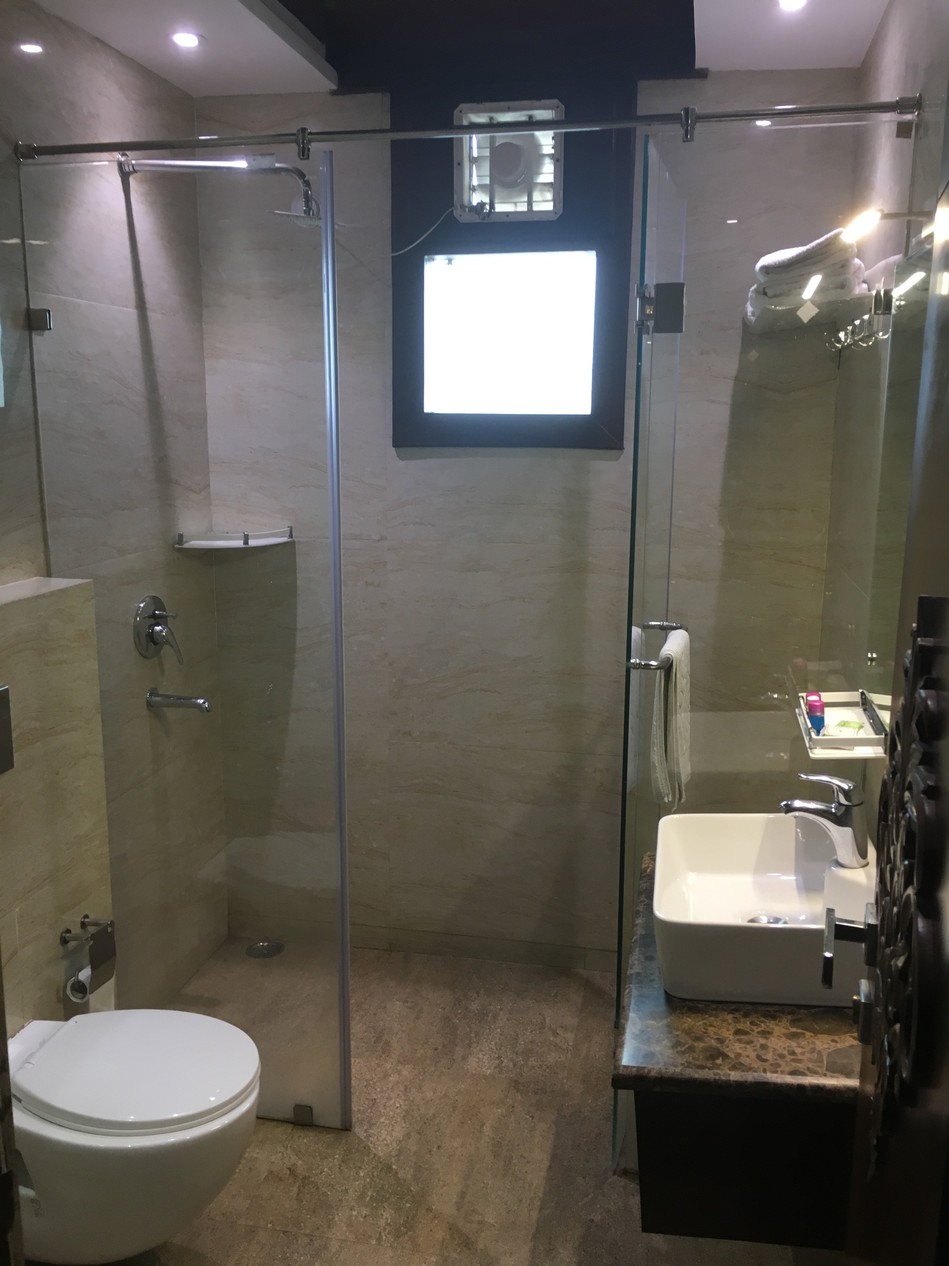 Spree Hotel Agra-浴室