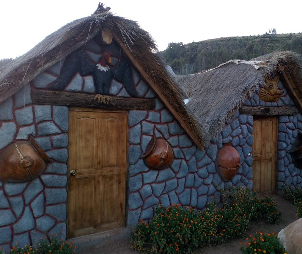 Cabanas Lago Piuray