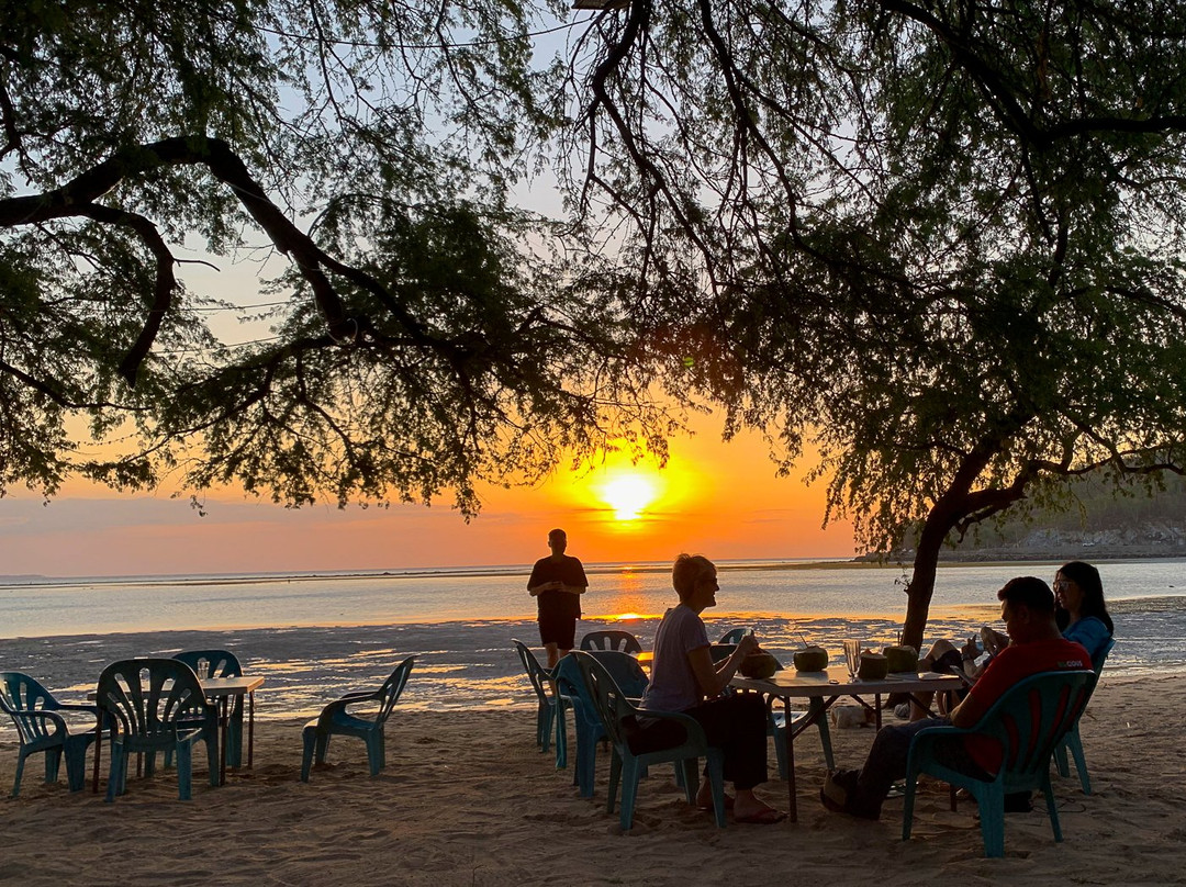 Beachside Hotel主图