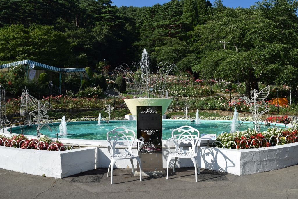 Hanamaki Onsen Rose Garden-花卷市必去景点