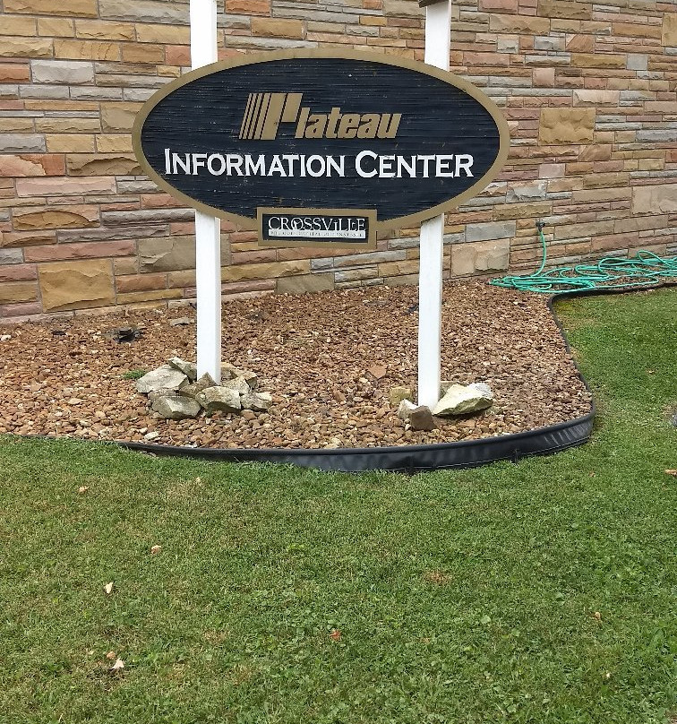 Visitor Information Center/Gazebo-Crossville必去景点