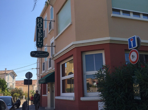 普罗旺斯酒店主图