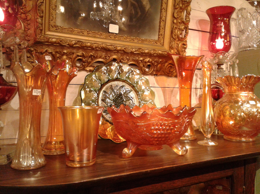 Old Ridge Antiques-St. Stephen必去景点