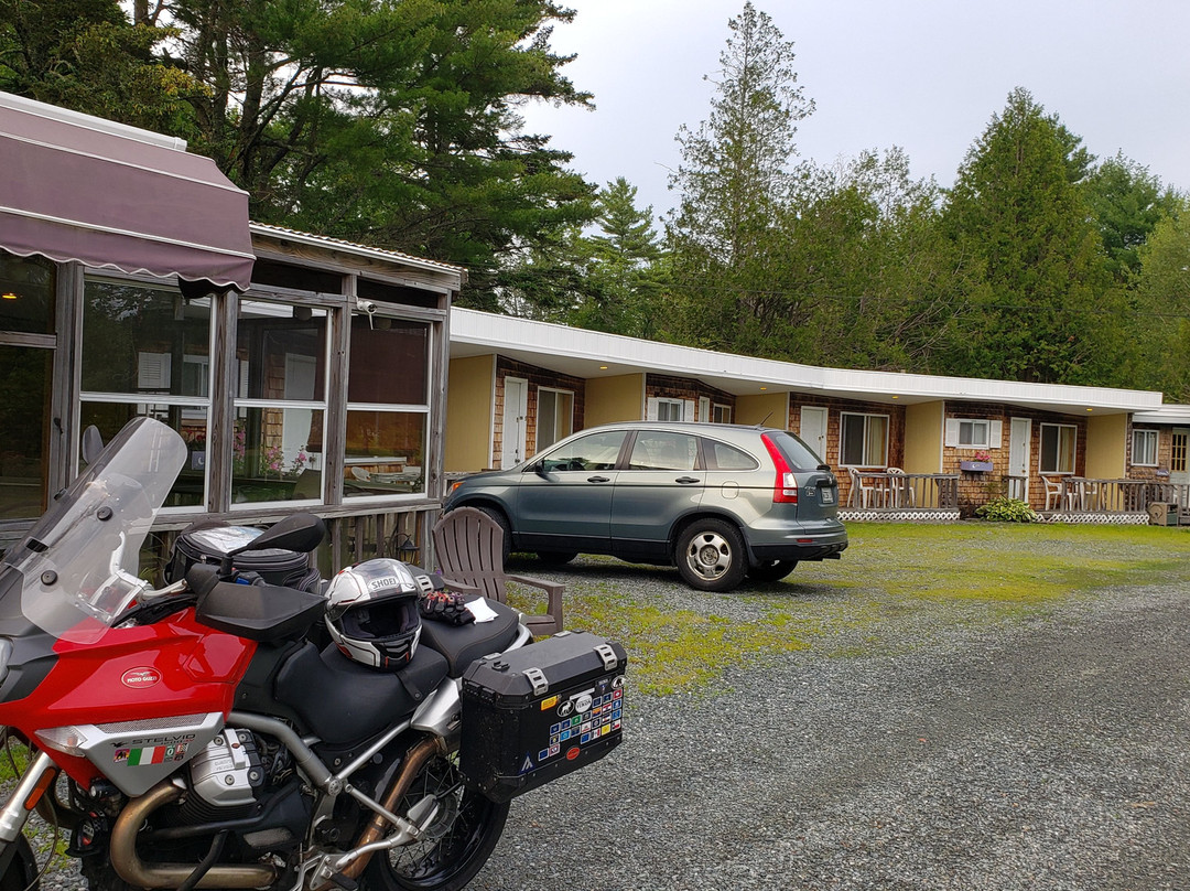 Ellsworth Suites主图