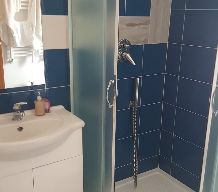 Lo Scoglio B&B