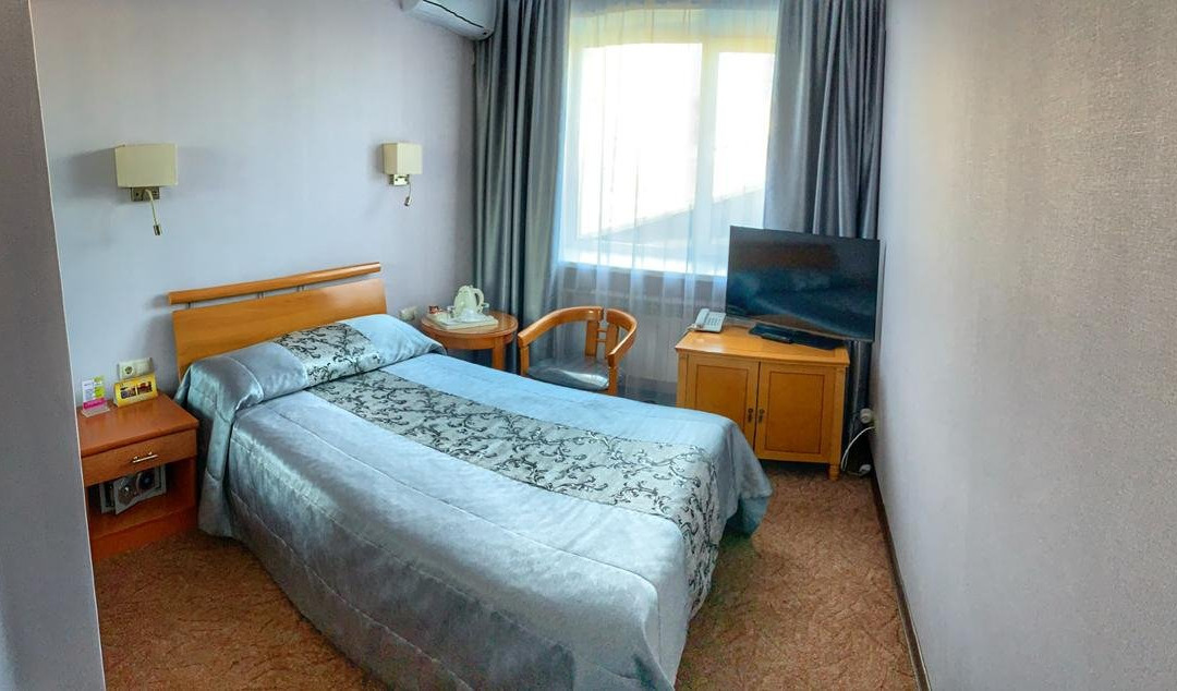 Oasis Hotel主图
