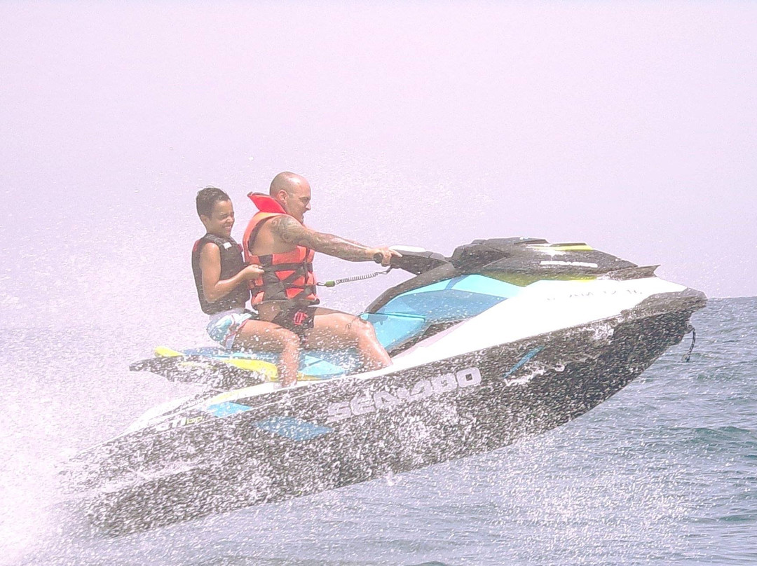 Atlantis Xtrem Jetski & Flyboard-Garrucha必去景点