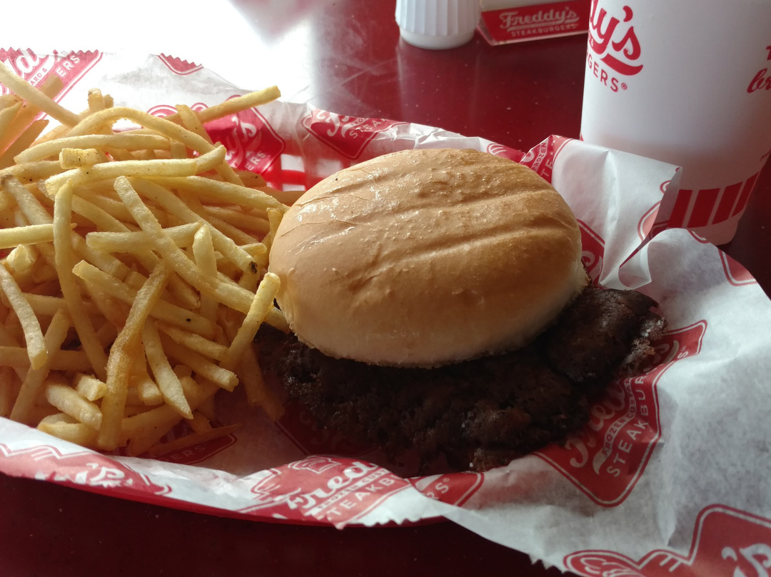 Freddy's Frozen Custard & Steakburgers