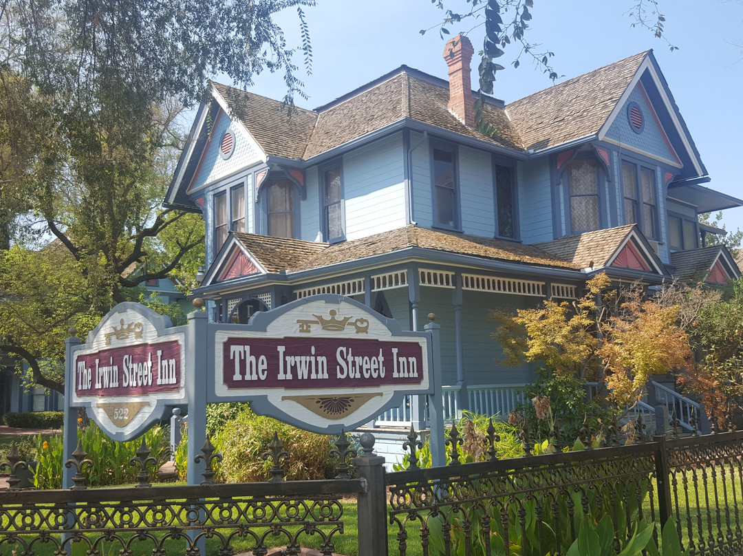 Lemoore酒店住宿-Irwin Street Inn & Restaurant