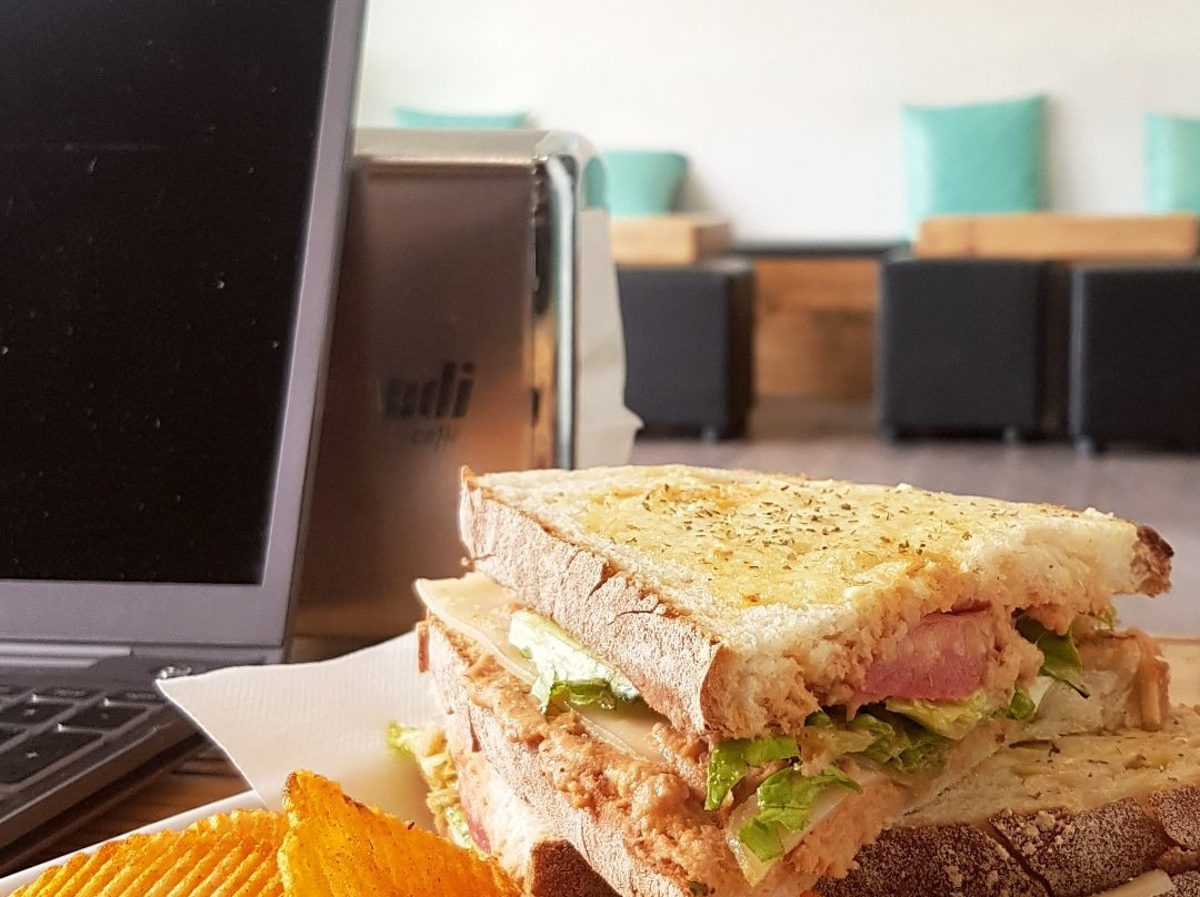 Mondrian Lounge Bar-阿威罗必去景点