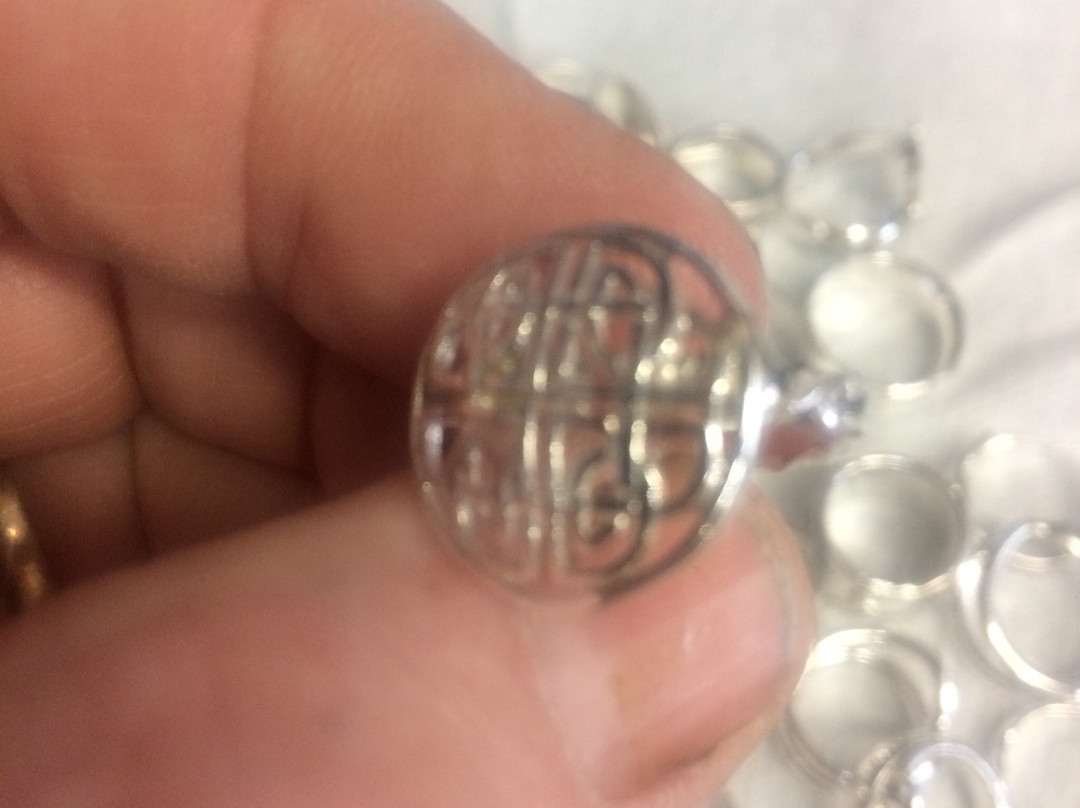 A Handmade Cross-Victoria必去景点