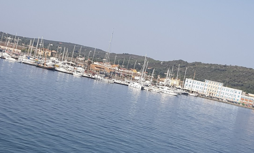 Delcomar-Carloforte必去景点