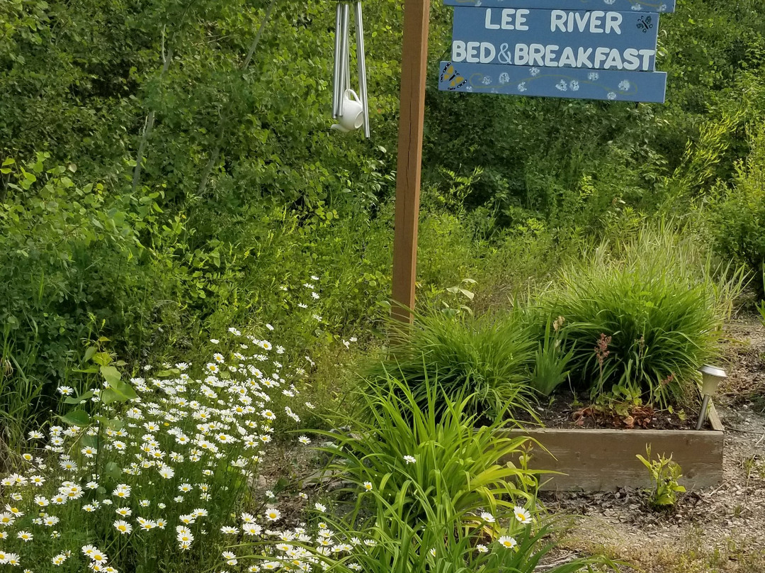 Lee River Bed And Breakfast
