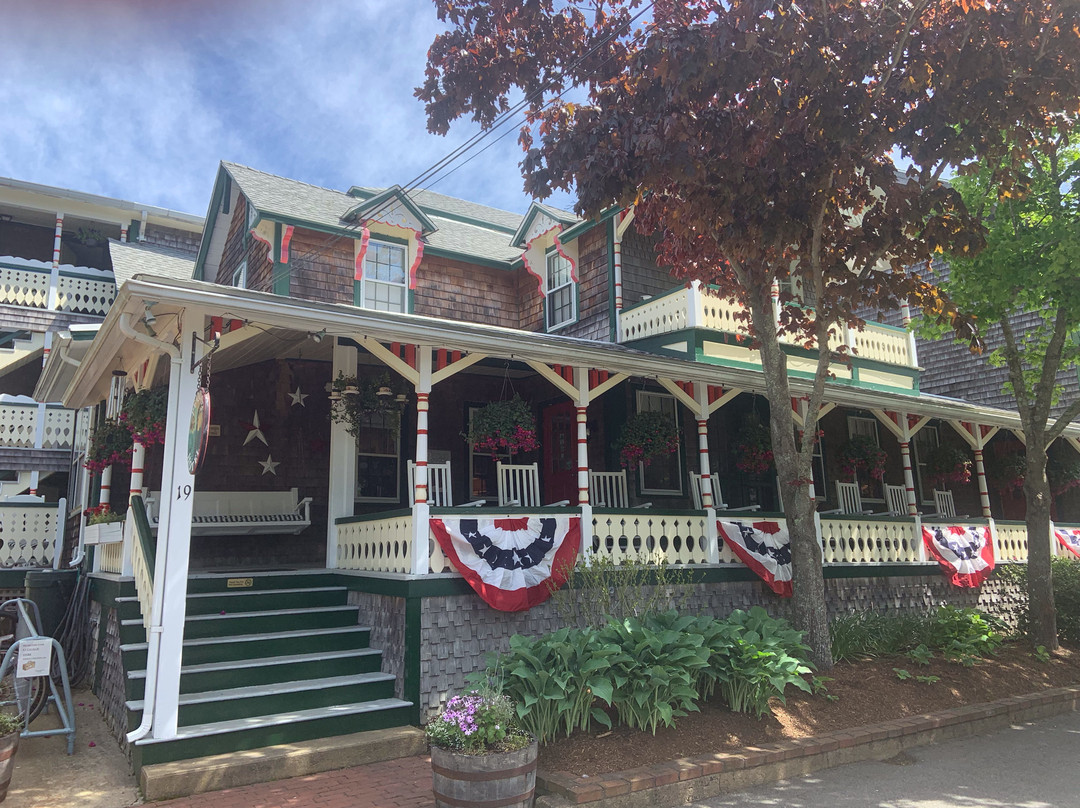 陪括特酒店主图