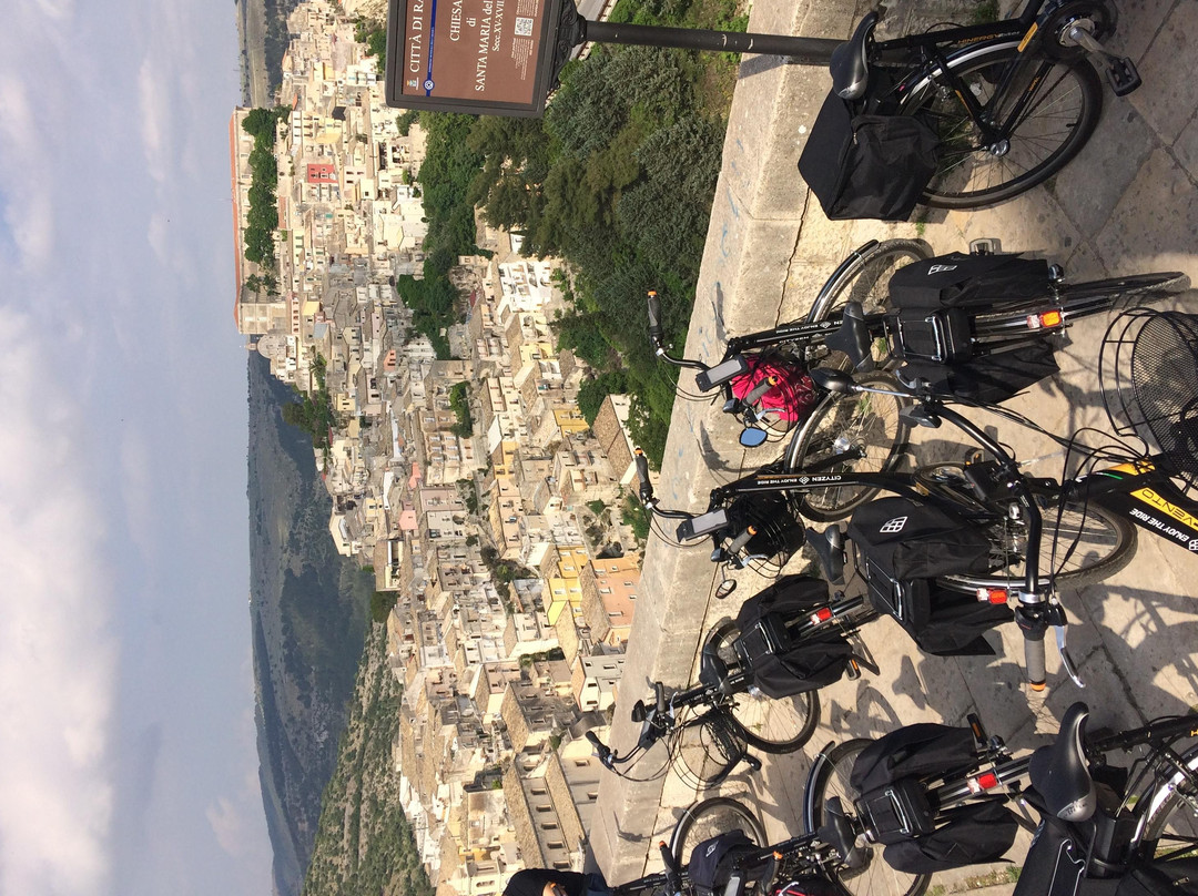 Noleggio e-bike e tour barocco-拉古萨必去景点