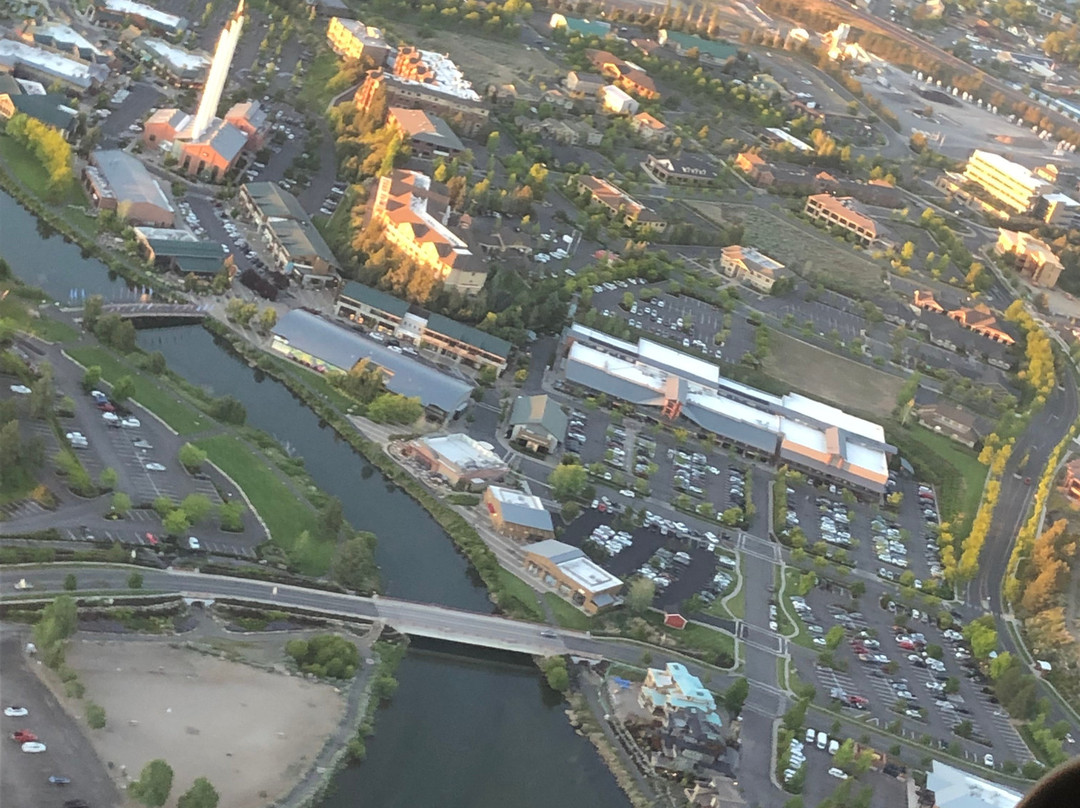 Big Mountain Heli Tours-本德必去景点