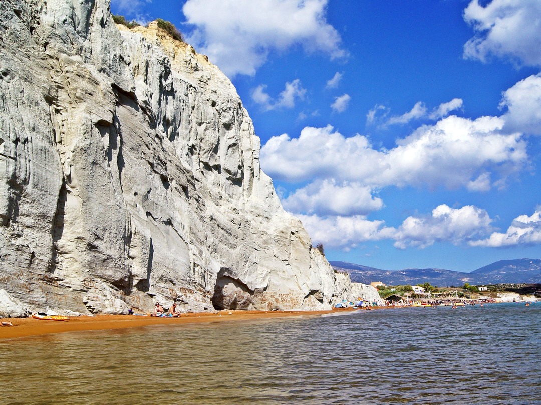 Xi Beach-Mantzavinata必去景点