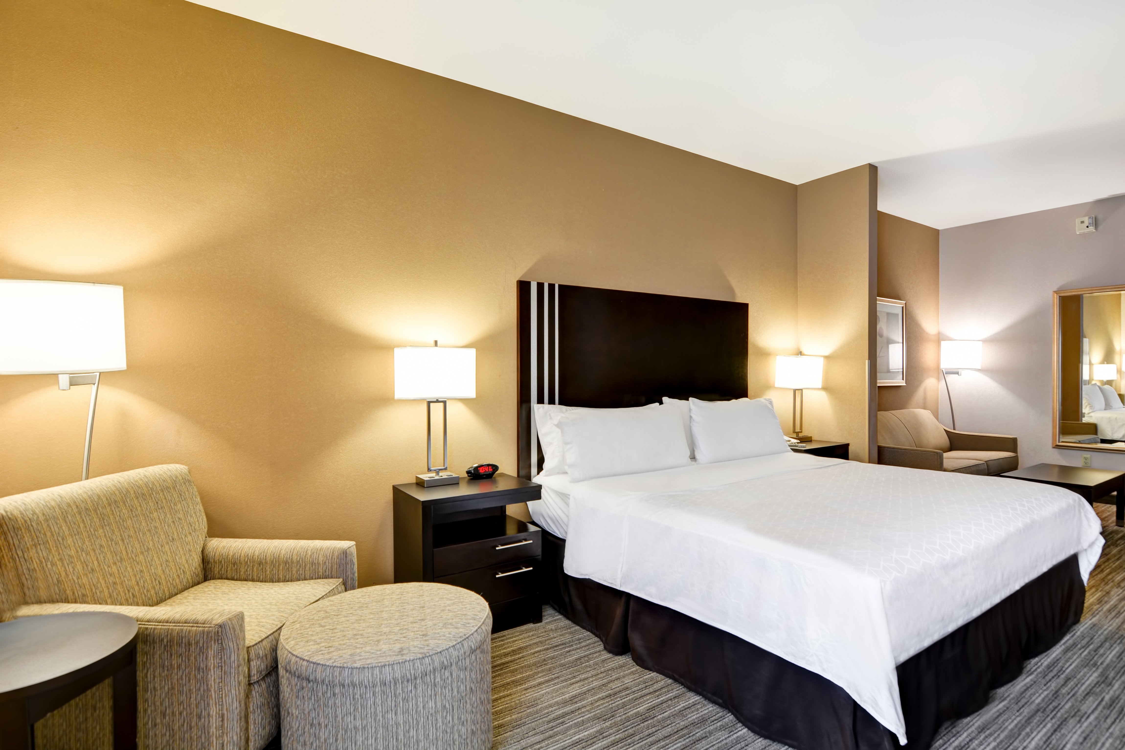 Holiday Inn Express & Suites Milwaukee-new Berlin By IHG-官方