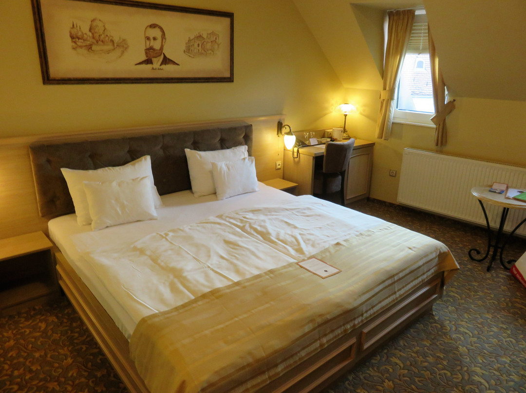 Barokk Hotel Promenad主图