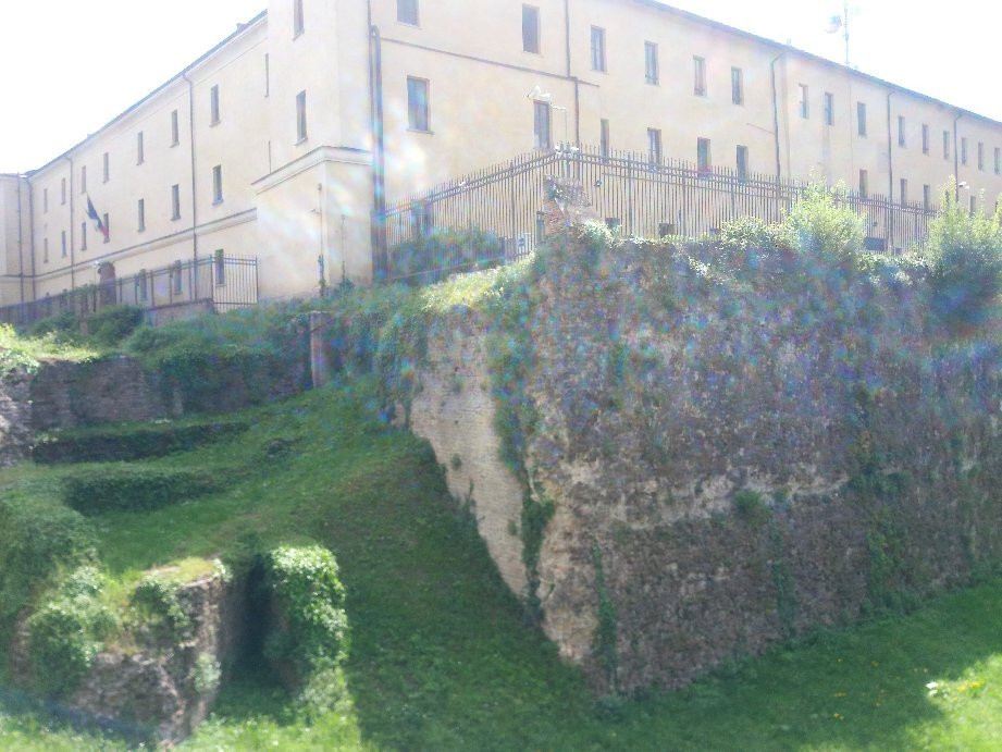 Piazzale Tre Agosto-洛迪必去景点