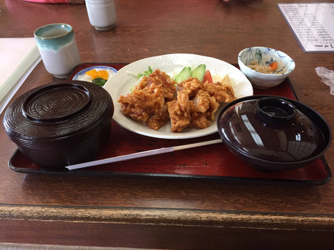 岩仓市餐馆和美食-Higashi No Sato