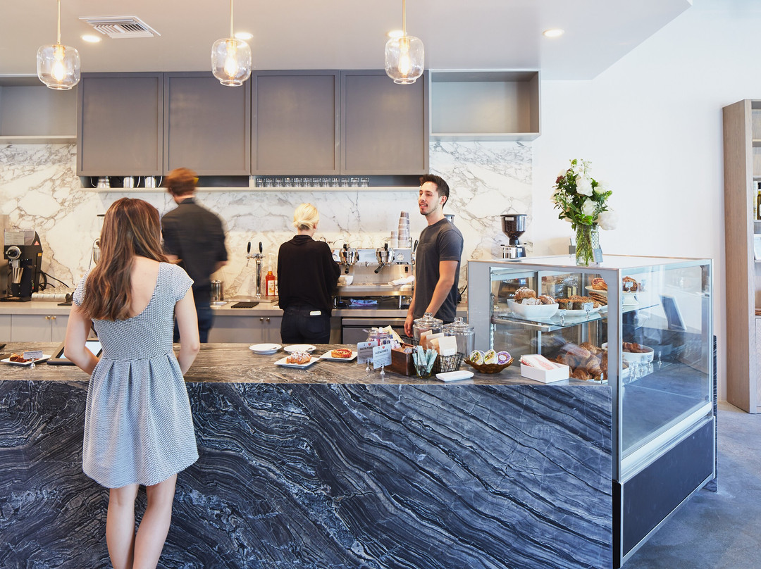 Caffe Luxxe - Brentwood