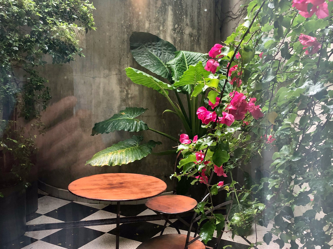 白玉兰精品酒店主图