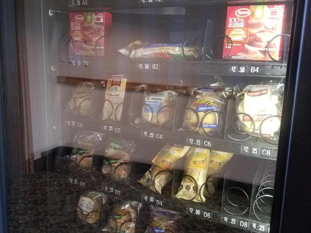 FairBridge Hotel & Conference Center Yakima主图