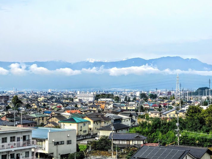 华之章庆山主图