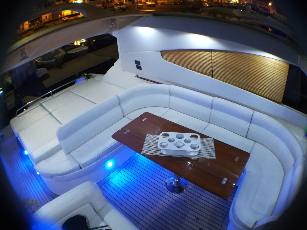 Sorrento Holiday Charter-索伦托必去景点