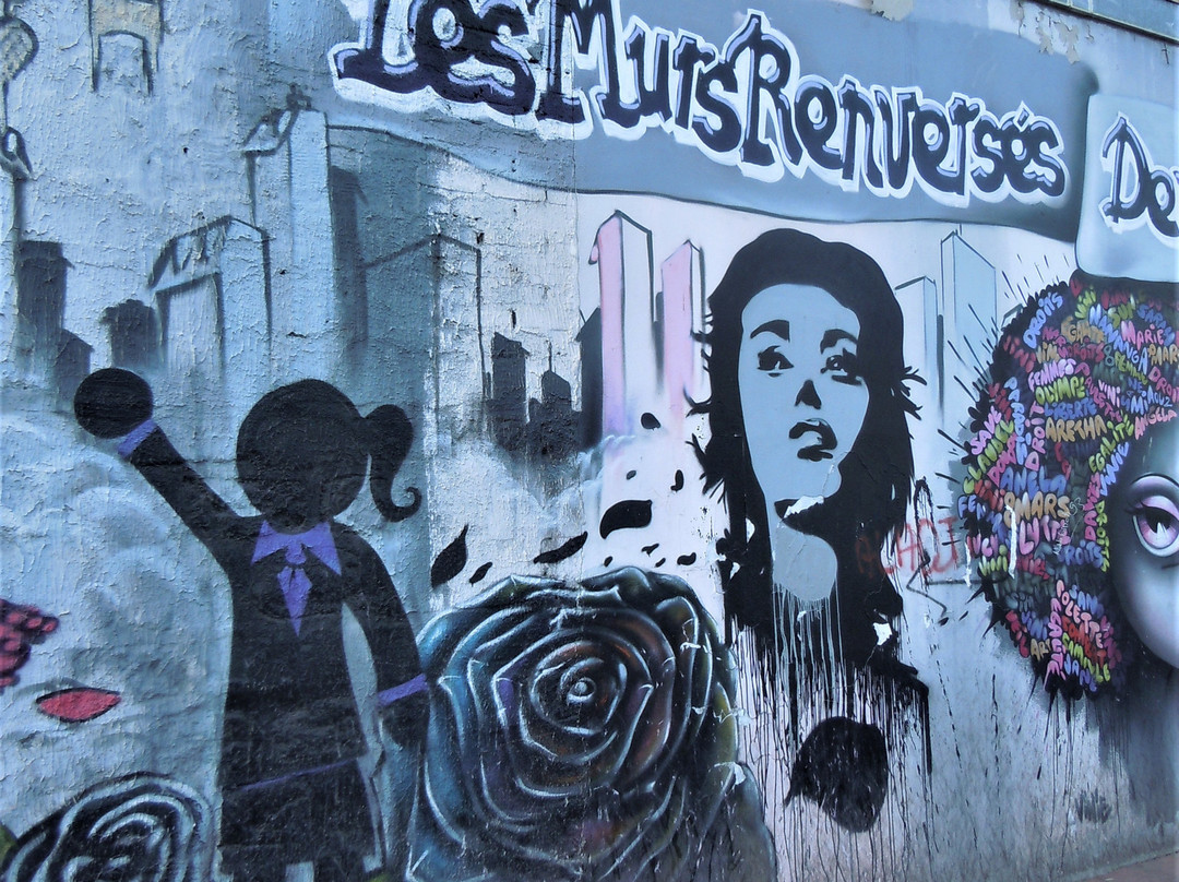 Fresque Les murs renverses deviennent des ponts-圣旺必去景点