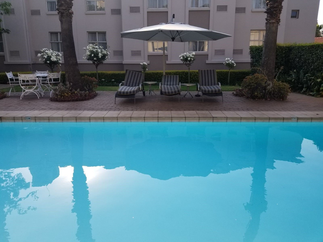 花苑晨桑顿酒店主图