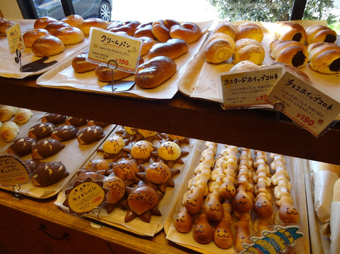 HEART BREAD ANTIQUE春日井店