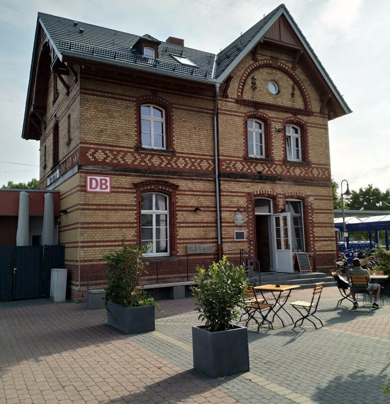 Obertshausen餐馆和美食-Cafe Pur