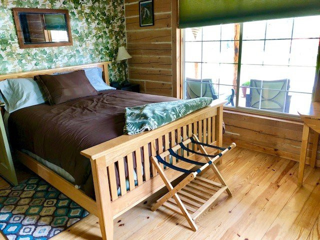 Glennallen's Rustic Resort Bed & Breakfast主图