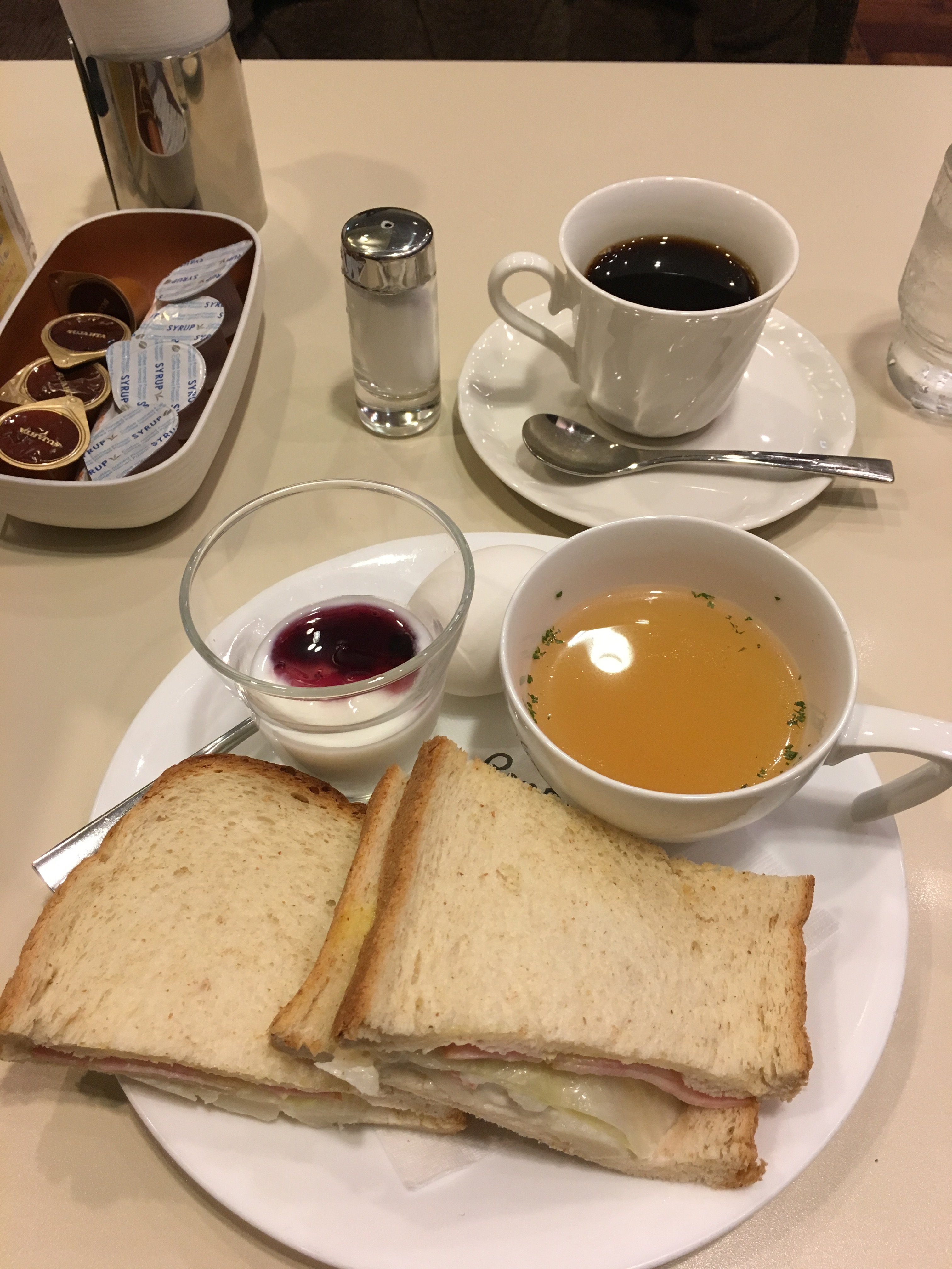 相铁FRESA INN 新桥乌森口-餐饮