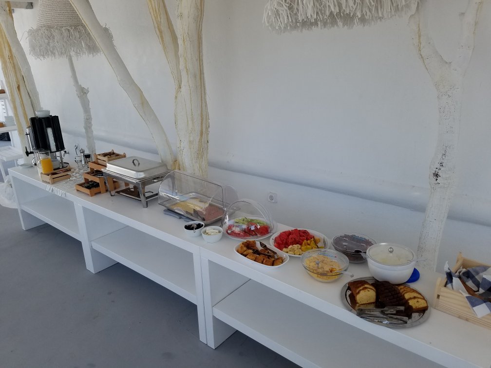 Petri Suites-餐饮