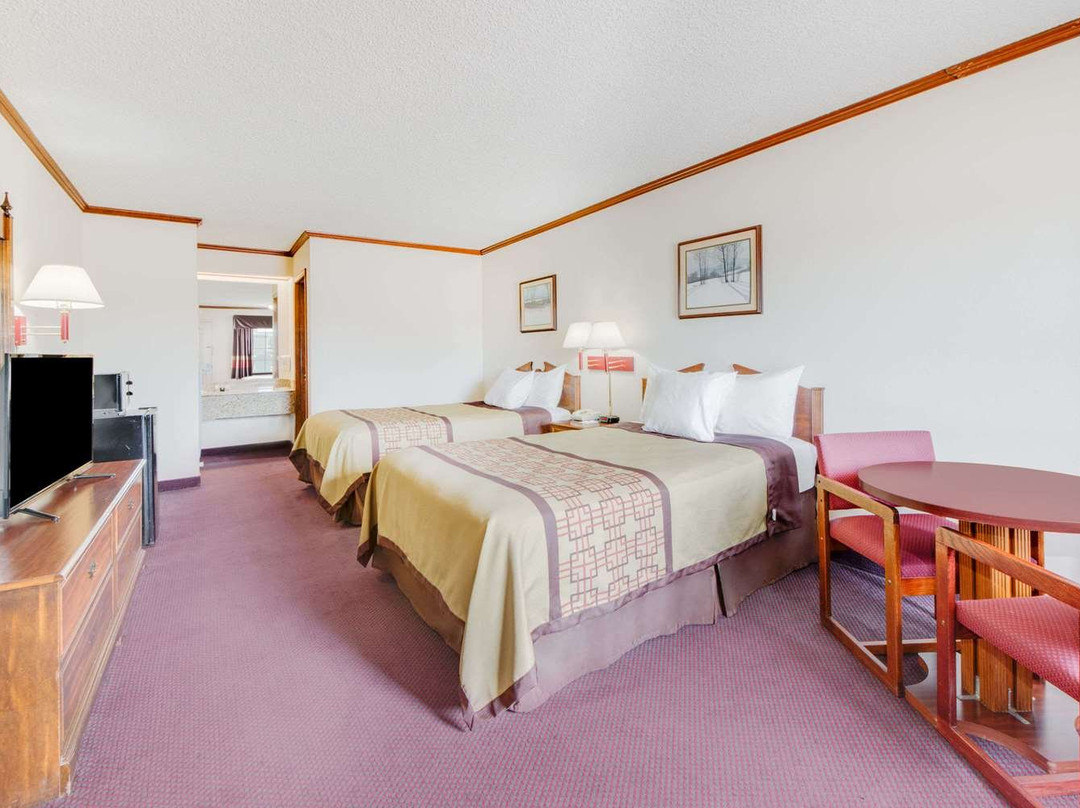 Days Inn by Wyndham Monett主图