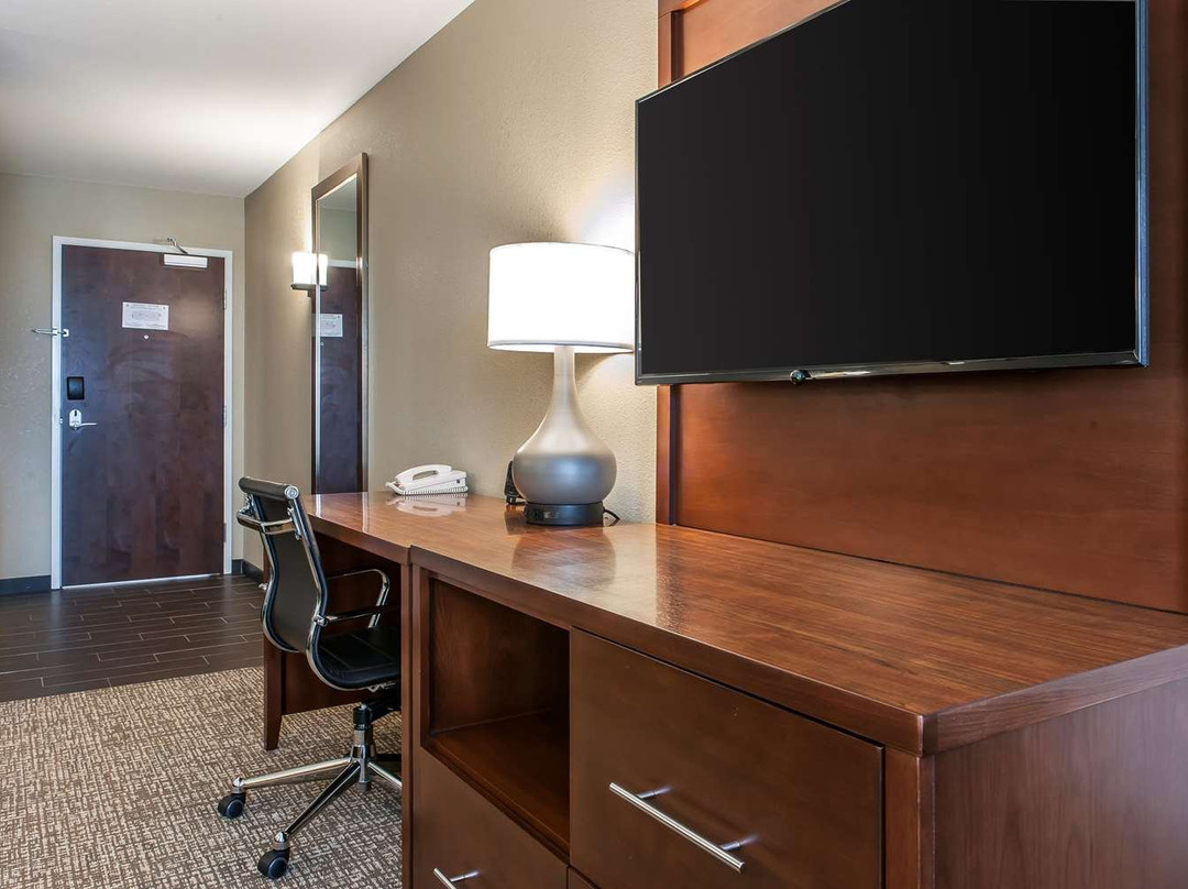 Comfort Suites主图