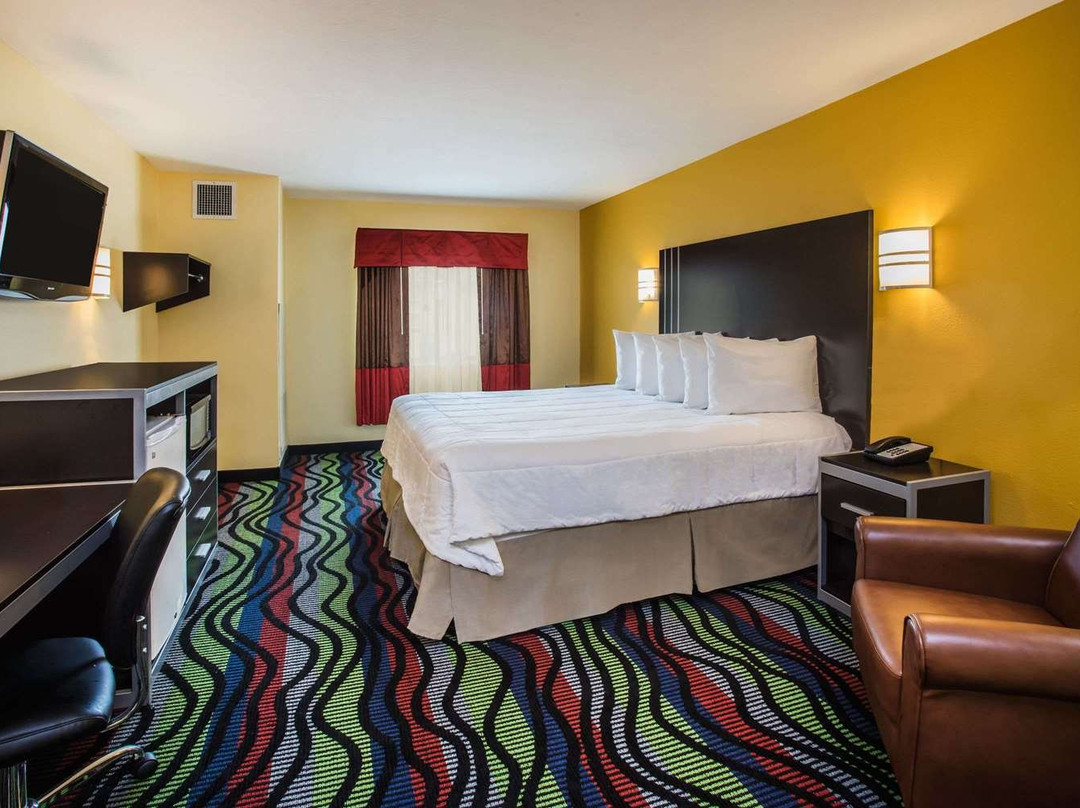 Days Inn & Suites by Wyndham Augusta Near Fort Gordon主图