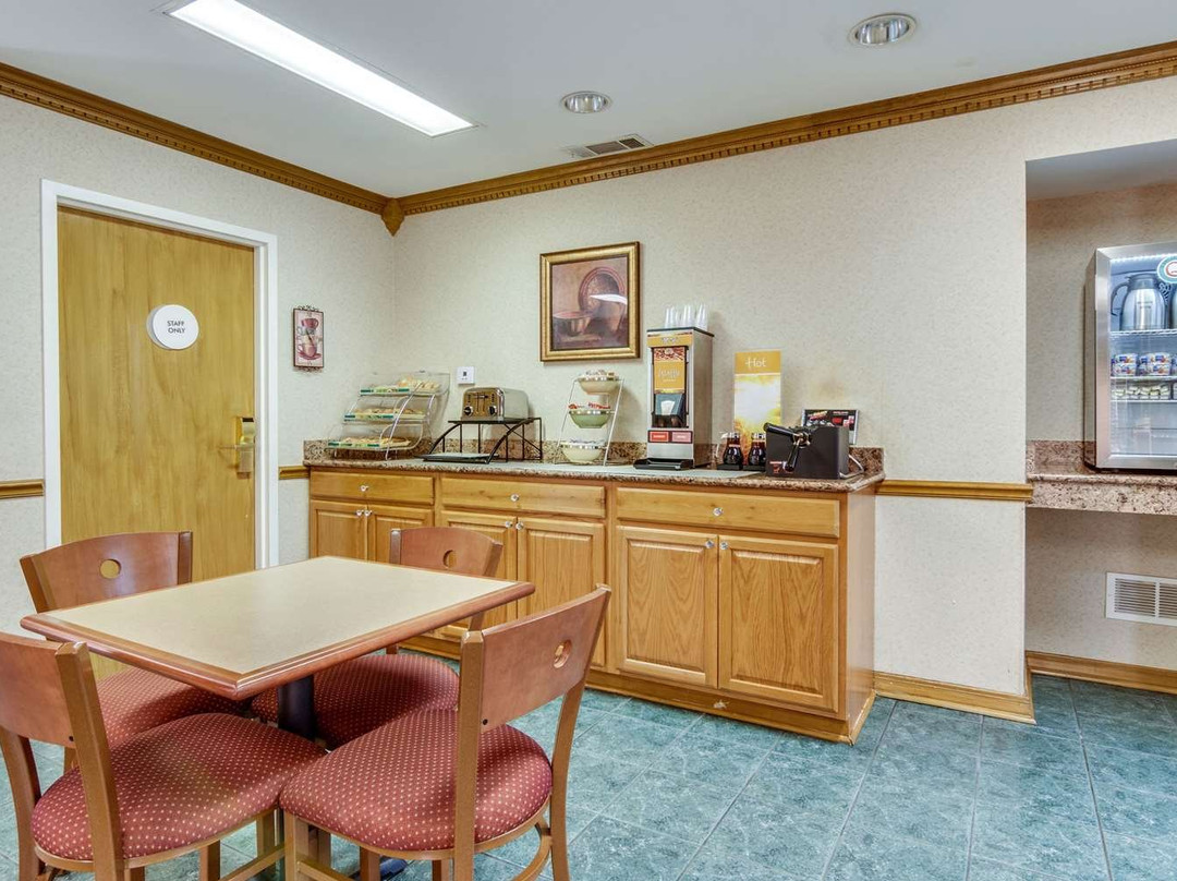 Quality Inn Jacksonville near Little Rock Air Force Base主图