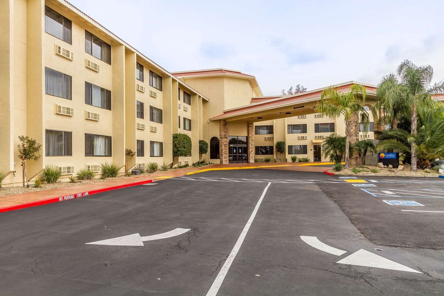 Comfort Inn & Suites Rocklin-官方