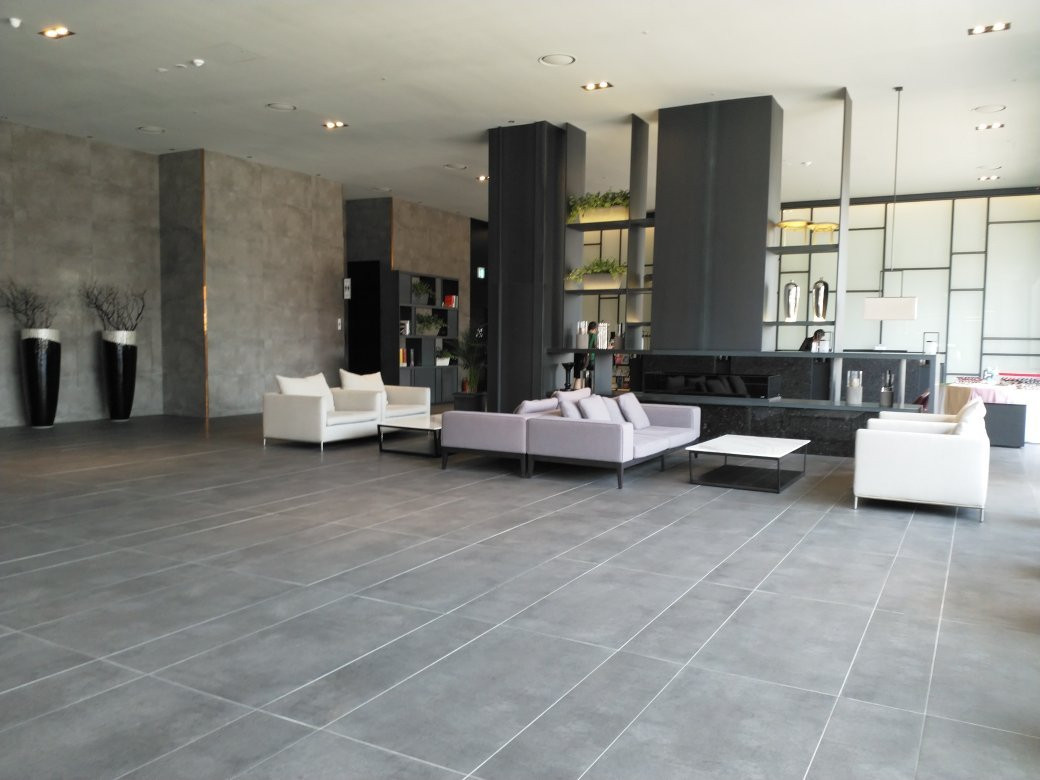 Sky View Hotel主图