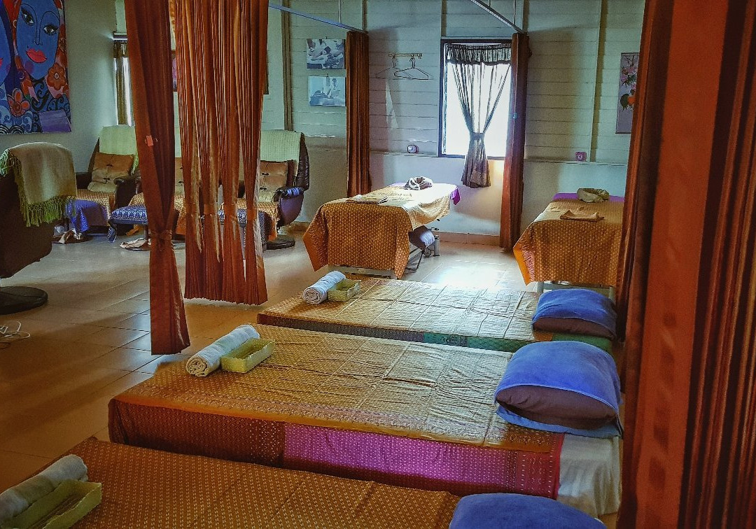 Thap Tai旅游景点-Jasmine Spa & Massage Khao Takiab