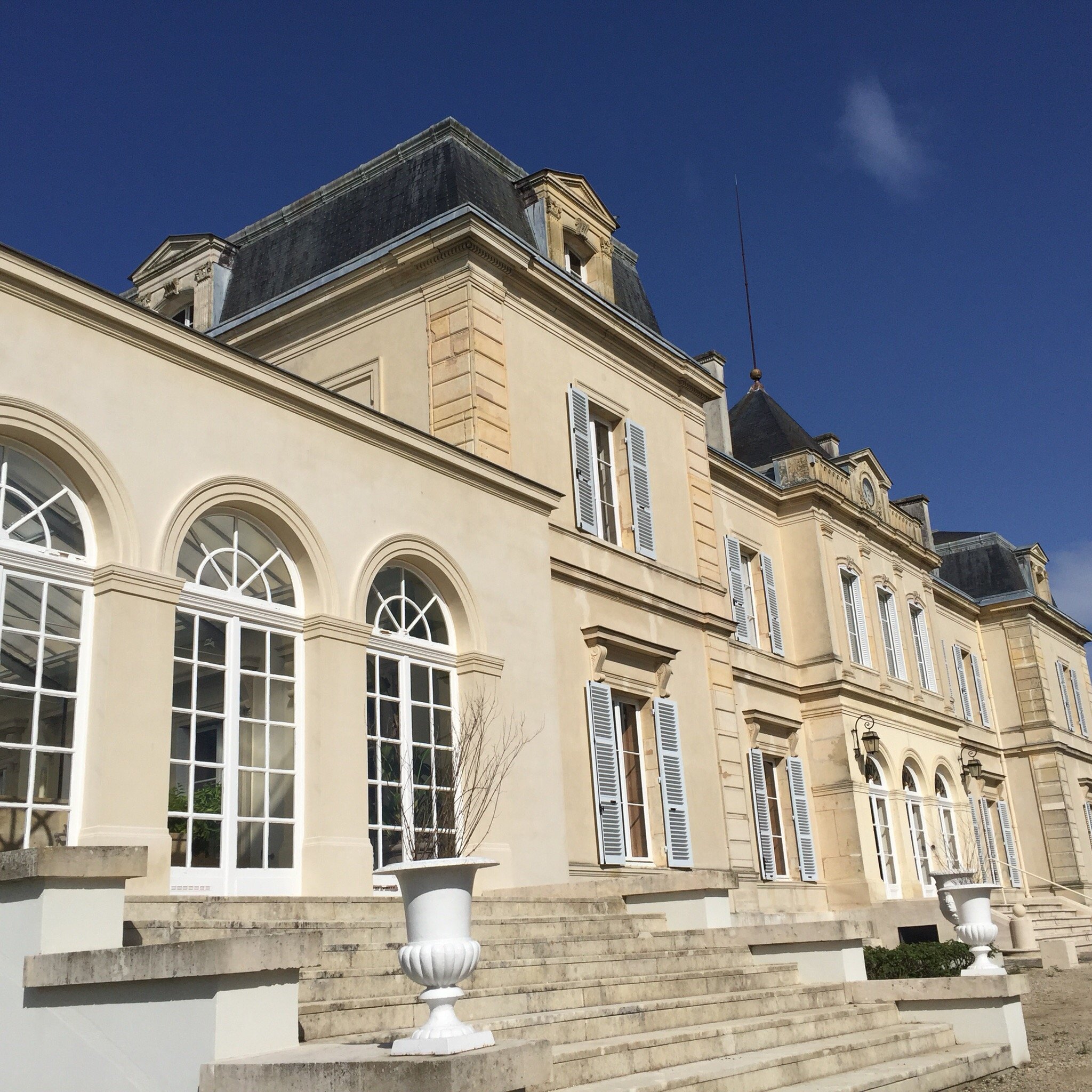 Le Château des Moyeux-官方