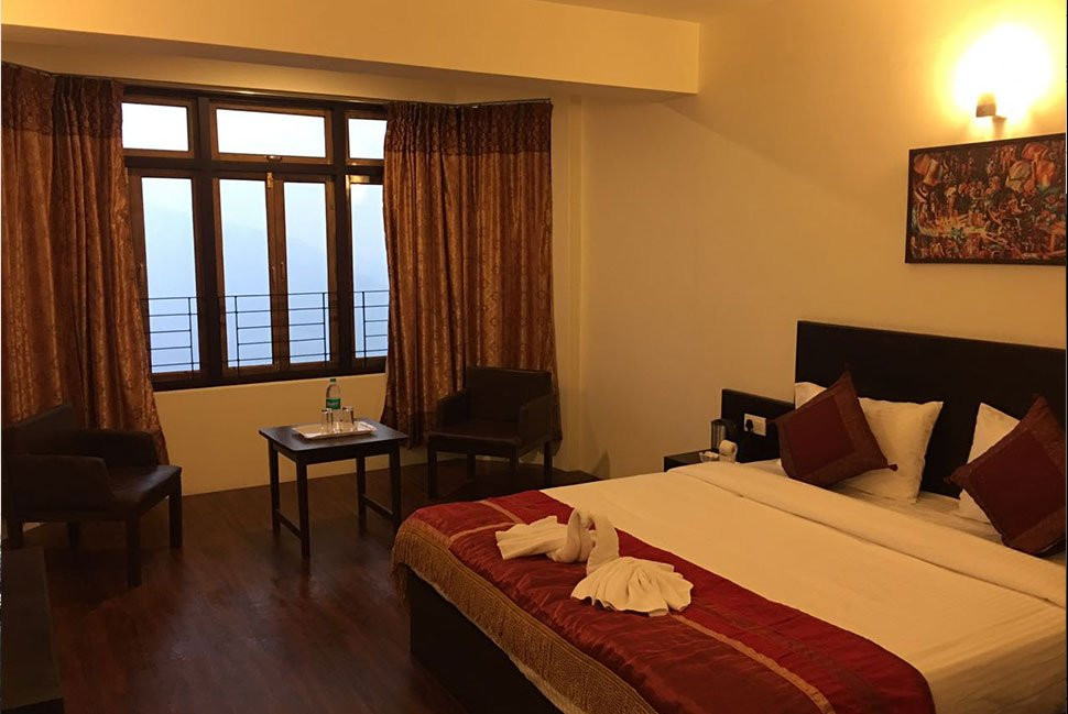 OYO 22038 Hotel Taktse Continental And Spa主图