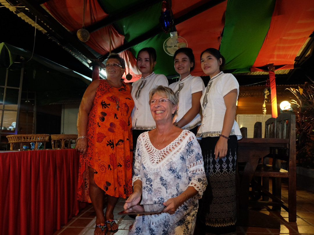 Souan Son Beach Resort & Restaurant主图