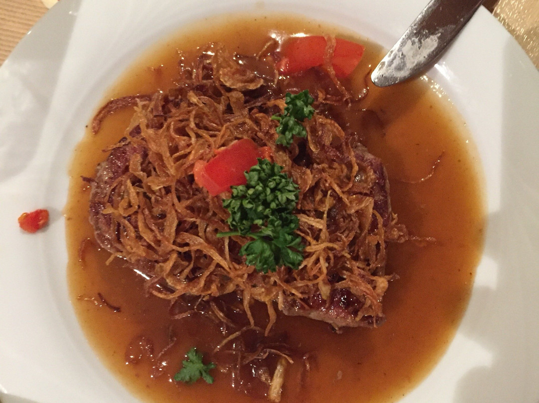 Dellmensingen餐馆和美食-Landgasthof Zum Ochsen