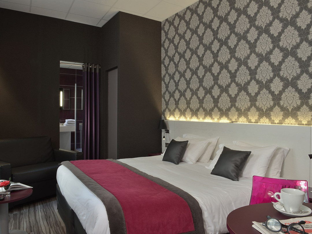 Logis Hôtel le Fontarabie主图